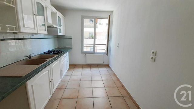 Afficher la photo en grand Appartement F3 à vendre - 3 pièces - 63 m2 - VILLEURBANNE - 69 - RHONE-ALPES