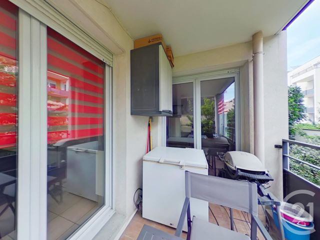 Afficher la photo en grand Appartement F3 à vendre - 3 pièces - 67 m2 - VILLEURBANNE - 69 - RHONE-ALPES