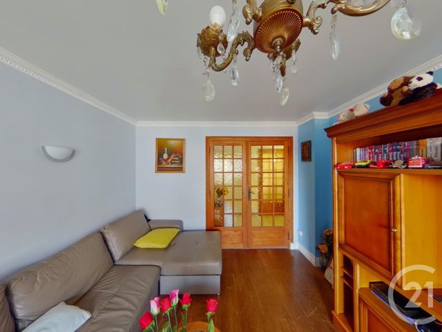 Afficher la photo en grand Appartement F5 à vendre - 5 pièces - 94,46 m2 - VILLEURBANNE - 69 - RHONE-ALPES