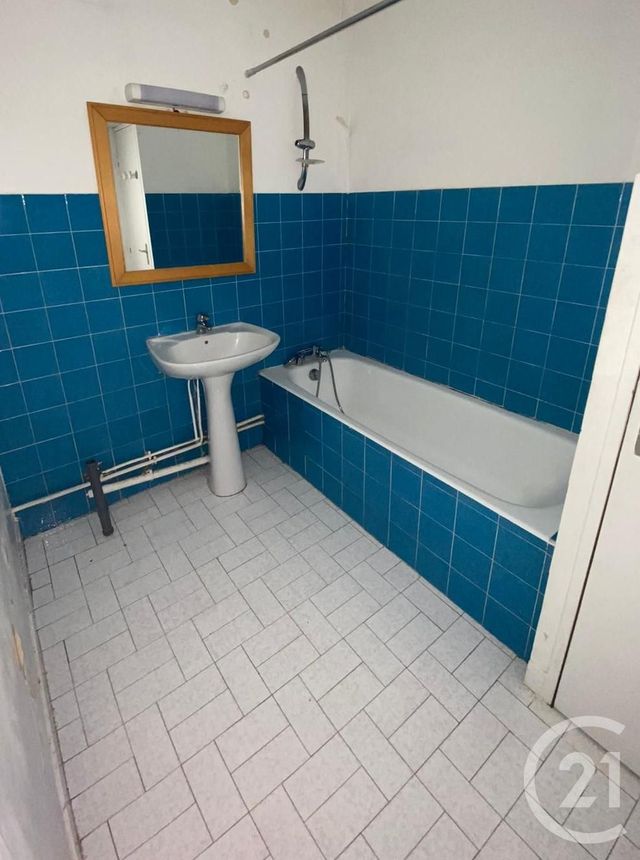 Afficher la photo en grand Appartement F2 à vendre - 2 pièces - 50,50 m2 - VILLEURBANNE - 69 - RHONE-ALPES