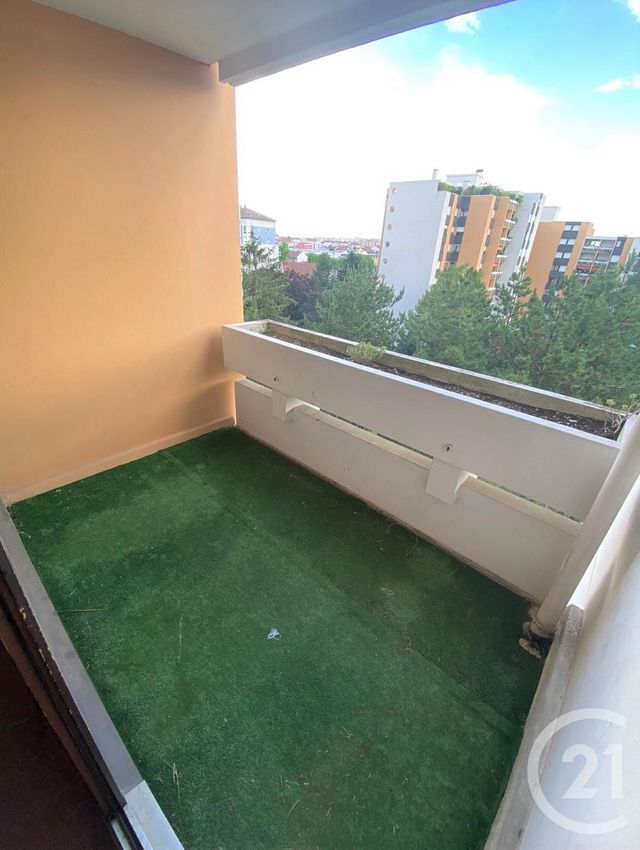 Afficher la photo en grand Appartement F2 à vendre - 2 pièces - 50,50 m2 - VILLEURBANNE - 69 - RHONE-ALPES