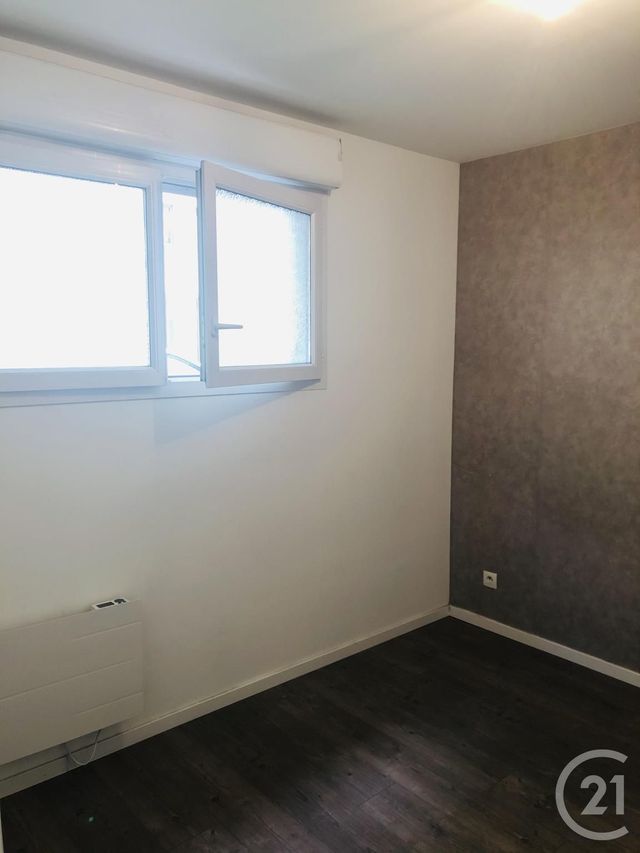 Afficher la photo en grand Appartement F2 à vendre - 2 pièces - 34,84 m2 - VILLEURBANNE - 69 - RHONE-ALPES