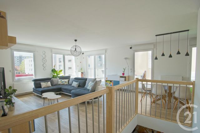 Afficher la photo en grand Appartement F5 à vendre - 5 pièces - 118 m2 - VILLEURBANNE - 69 - RHONE-ALPES