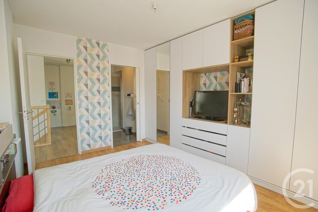 Afficher la photo en grand Appartement F5 à vendre - 5 pièces - 118 m2 - VILLEURBANNE - 69 - RHONE-ALPES