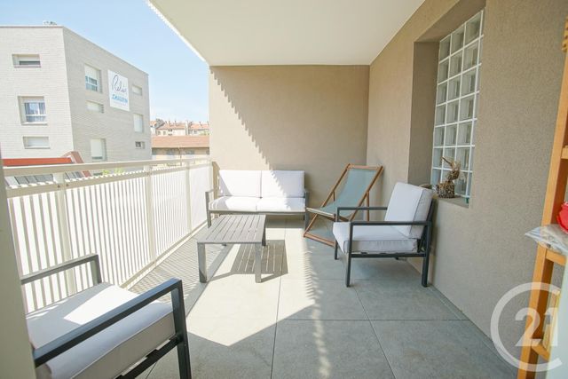 Afficher la photo en grand Appartement F5 à vendre - 5 pièces - 118 m2 - VILLEURBANNE - 69 - RHONE-ALPES