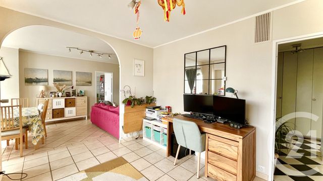 Appartement T4 à vendre - 4 pièces - 93 m2 - Villeurbanne - 69 - RHONE-ALPES