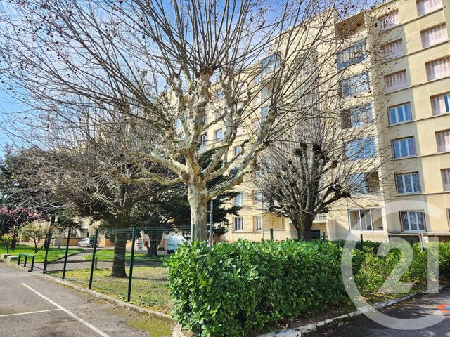 Appartement F4 à vendre - 4 pièces - 62 m2 - Villeurbanne - 69 - RHONE-ALPES