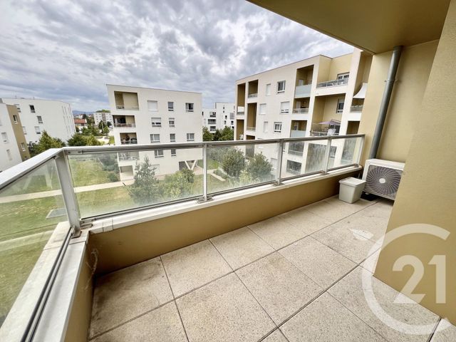 Appartement T3 à vendre - 3 pièces - 60 m2 - Vaulx En Velin - 69 - RHONE-ALPES