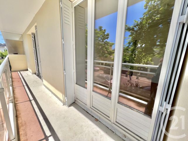 Appartement T3 à vendre - 3 pièces - 65,75 m2 - Villeurbanne - 69 - RHONE-ALPES