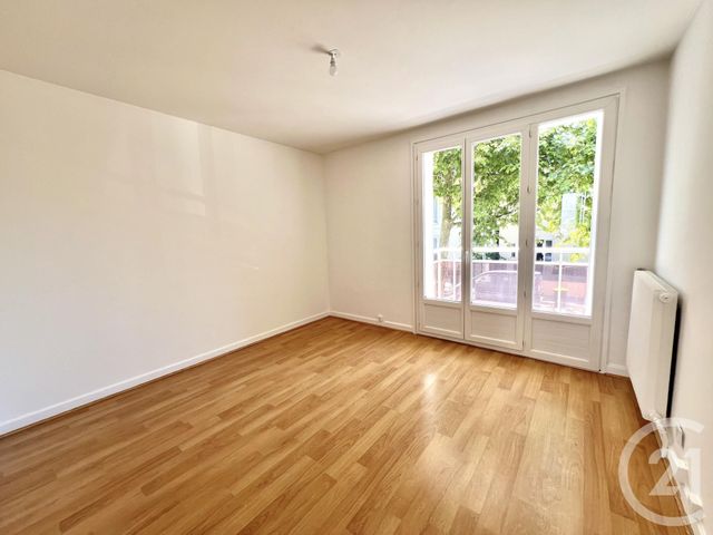 Afficher la photo en grand Appartement T3 à vendre - 3 pièces - 65,75 m2 - Villeurbanne - 69 - RHONE-ALPES