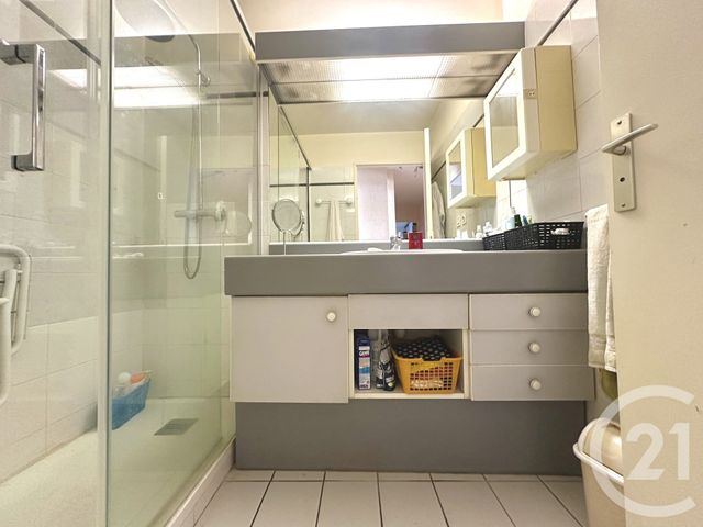 Appartement T4 à vendre - 4 pièces - 84,36 m2 - Villeurbanne - 69 - RHONE-ALPES