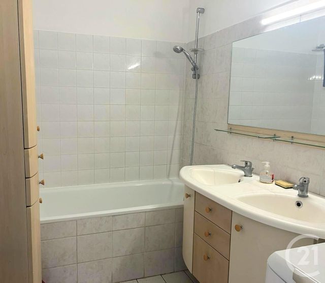 Appartement F3 à vendre - 3 pièces - 75 m2 - Villeurbanne - 69 - RHONE-ALPES