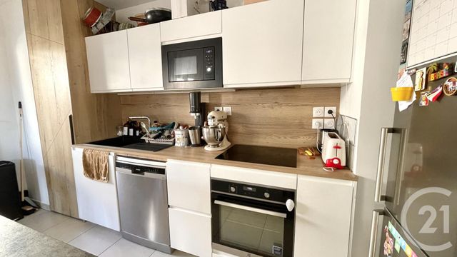 Appartement F4 à vendre - 4 pièces - 69,74 m2 - Villeurbanne - 69 - RHONE-ALPES
