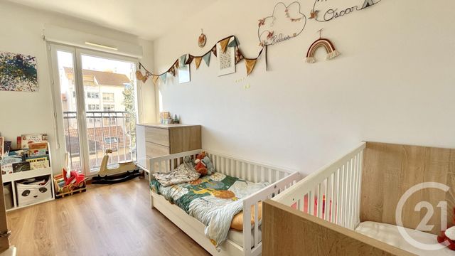 Appartement F4 à vendre - 4 pièces - 69,74 m2 - Villeurbanne - 69 - RHONE-ALPES