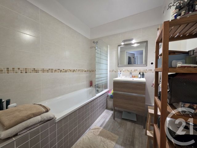 Appartement F4 &agrave; vendre - 4 pi&egrave;ces - 84,05 m2 - Villeurbanne - 69 - RHONE-ALPES