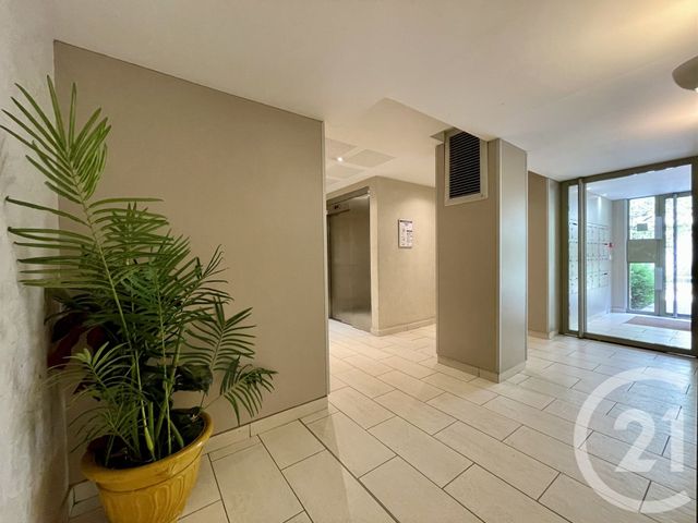 Appartement T3 &agrave; vendre - 3 pi&egrave;ces - 60,30 m2 - Villeurbanne - 69 - RHONE-ALPES