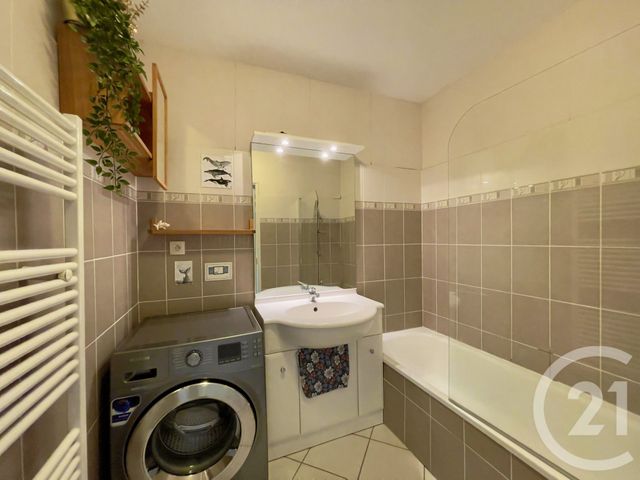 Appartement T3 &agrave; vendre - 3 pi&egrave;ces - 60,30 m2 - Villeurbanne - 69 - RHONE-ALPES