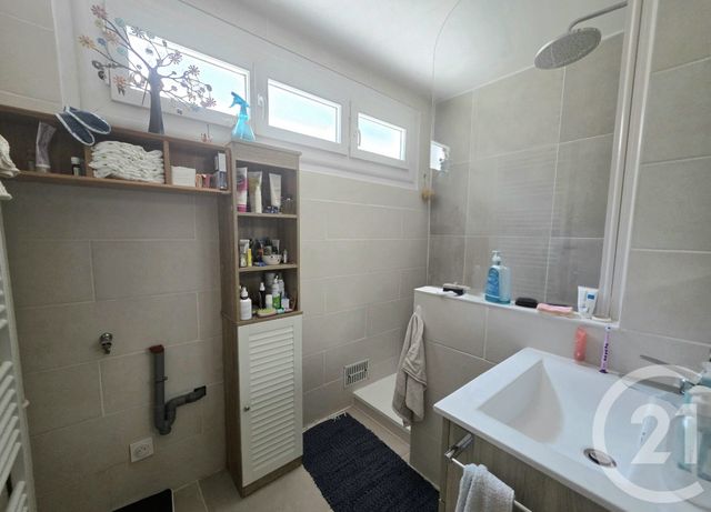 Appartement T3 &agrave; vendre - 3 pi&egrave;ces - 61,02 m2 - Villeurbanne - 69 - RHONE-ALPES