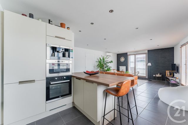 Appartement F4 &agrave; vendre - 4 pi&egrave;ces - 84 m2 - St Priest - 69 - RHONE-ALPES