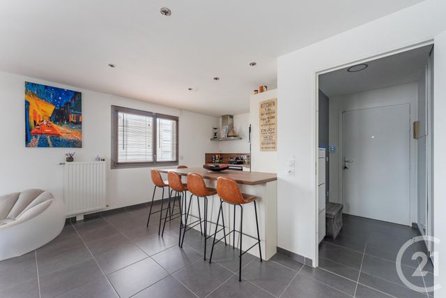 Appartement F4 &agrave; vendre - 4 pi&egrave;ces - 84 m2 - St Priest - 69 - RHONE-ALPES