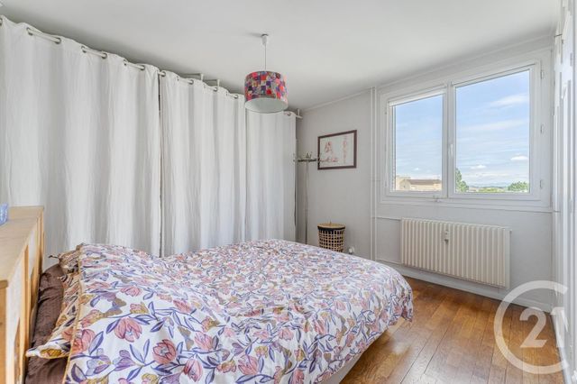 Appartement &agrave; vendre - 4 pi&egrave;ces - 78 m2 - Bron - 69 - RHONE-ALPES