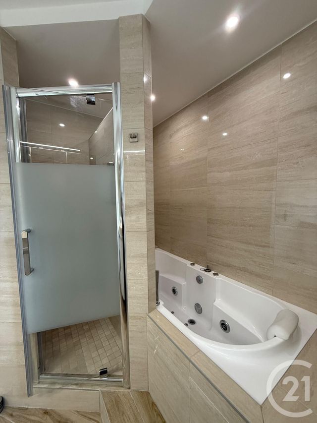 Appartement T4 &agrave; vendre - 4 pi&egrave;ces - 84,25 m2 - Villeurbanne - 69 - RHONE-ALPES