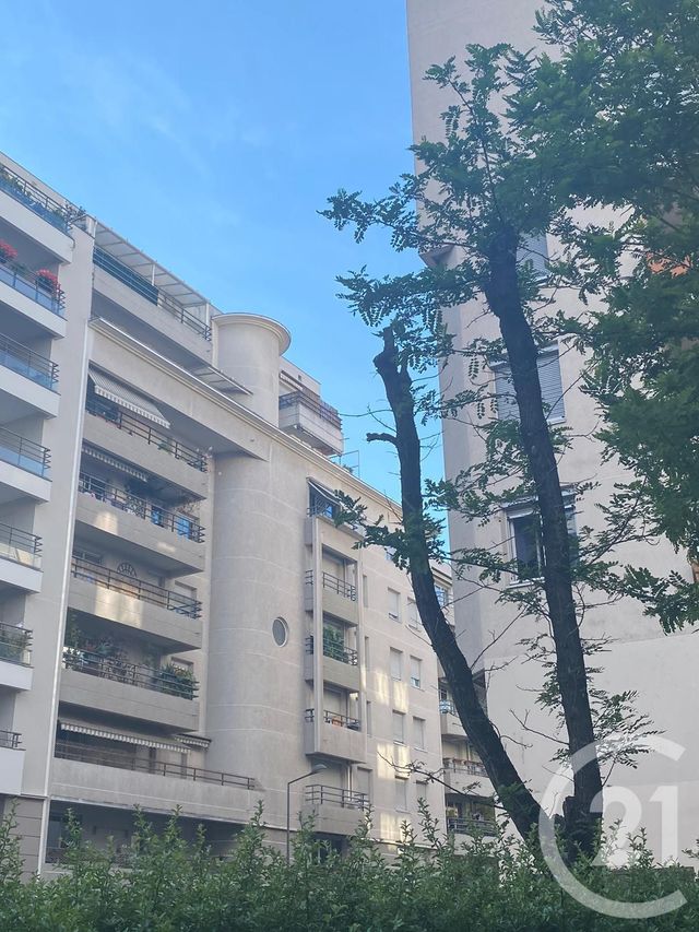 Appartement T4 à vendre - 4 pièces - 87 m2 - VILLEURBANNE - 69 - RHONE-ALPES Appartement T4 à vendre - 4 pièces - 87 m2 - VILLEURBANNE - 69 - RHONE-ALPES