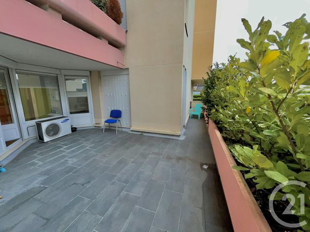 Appartement F3 à vendre - 3 pièces - 75,38 m2 - Vaulx En Velin - 69 - RHONE-ALPES