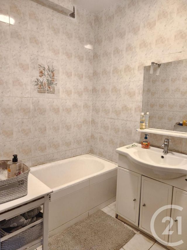 Appartement F5 à vendre - 5 pièces - 85 m2 - Villeurbanne - 69 - RHONE-ALPES