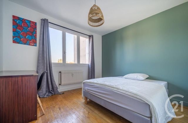 Appartement F4 à vendre - 4 pièces - 63 m2 - Bron - 69 - RHONE-ALPES