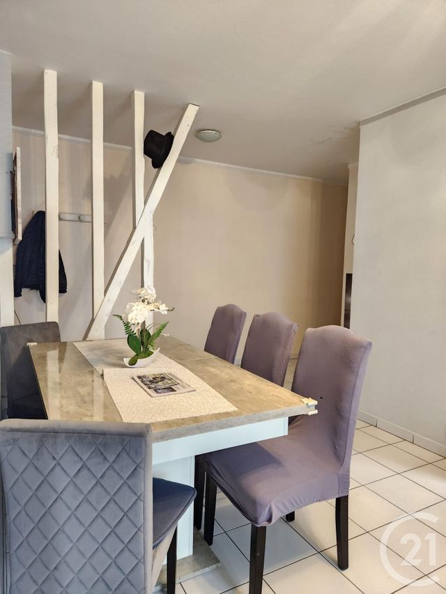 Appartement F5 &agrave; vendre - 5 pi&egrave;ces - 92,61 m2 - Venissieux - 69 - RHONE-ALPES