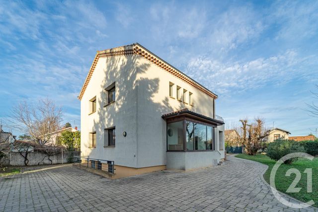 Maison à vendre - 6 pièces - 262 m2 - Bron - 69 - RHONE-ALPES