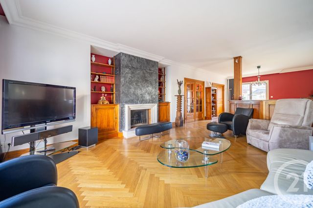 Maison à vendre - 6 pièces - 262 m2 - Bron - 69 - RHONE-ALPES