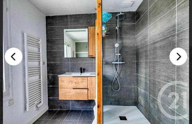 Maison à vendre - 5 pièces - 150 m2 - Meyzieu - 69 - RHONE-ALPES