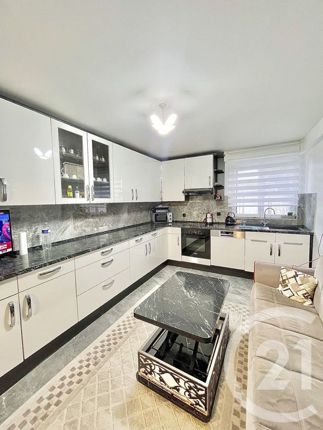 Maison à vendre - 6 pièces - 114,46 m2 - Meyzieu - 69 - RHONE-ALPES