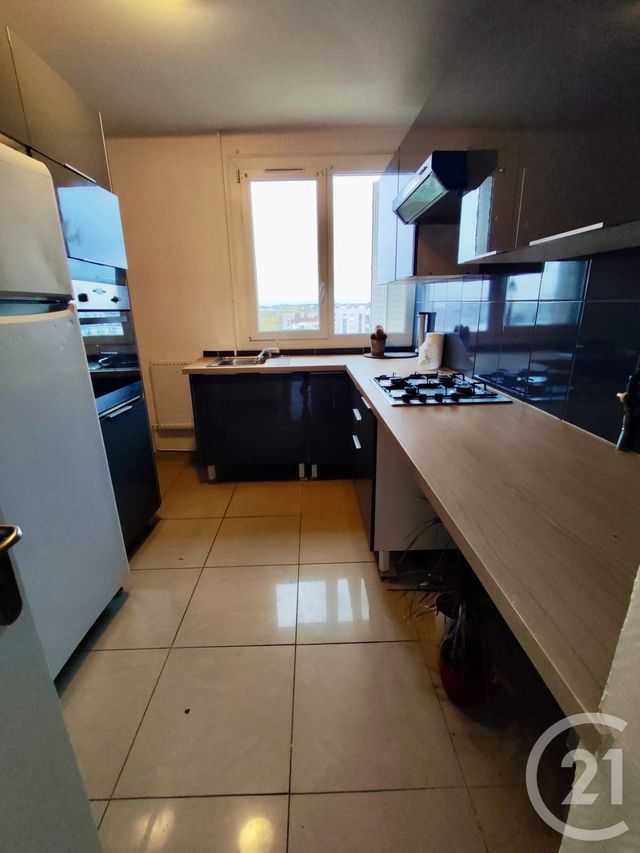 Afficher la photo en grand Appartement F4 à vendre - 4 pièces - 70 m2 - Villeurbanne - 69 - RHONE-ALPES