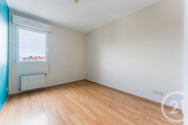Afficher la photo en grand Appartement F4 à vendre - 4 pièces - 84,14 m2 - St Fons - 69 - RHONE-ALPES