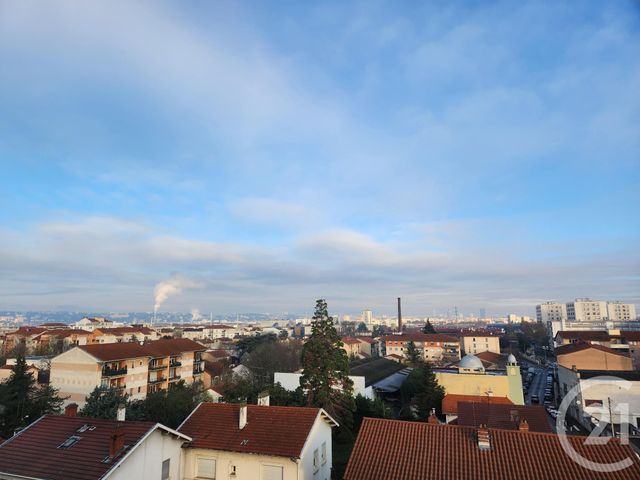 Appartement F4 à vendre - 4 pièces - 84,60 m2 - St Fons - 69 - RHONE-ALPES