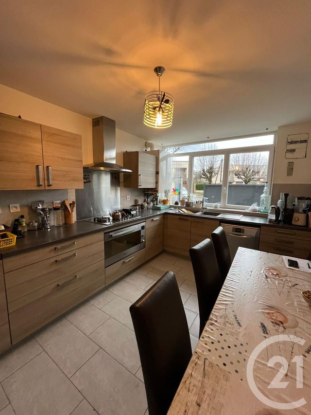 Maison &agrave; vendre - 4 pi&egrave;ces - 93,72 m2 - Meyzieu - 69 - RHONE-ALPES