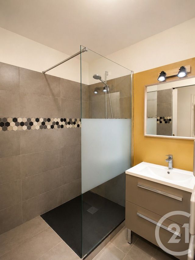 Appartement F2 &agrave; vendre - 2 pi&egrave;ces - 49,06 m2 - Vaulx En Velin - 69 - RHONE-ALPES