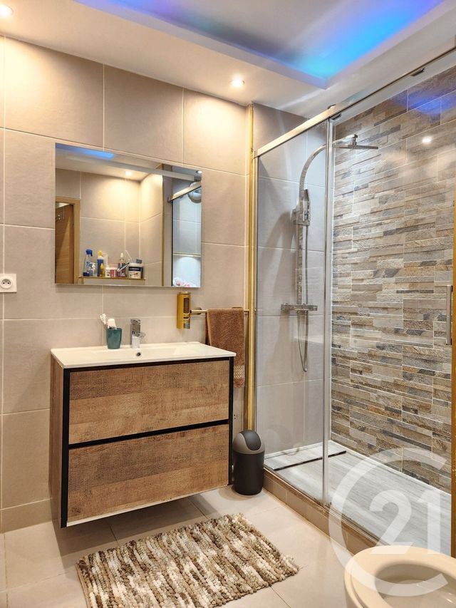 Appartement F3 &agrave; vendre - 3 pi&egrave;ces - 59,51 m2 - Bron - 69 - RHONE-ALPES