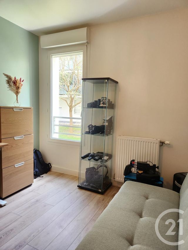 Appartement F3 &agrave; vendre - 3 pi&egrave;ces - 70,15 m2 - Vaulx En Velin - 69 - RHONE-ALPES