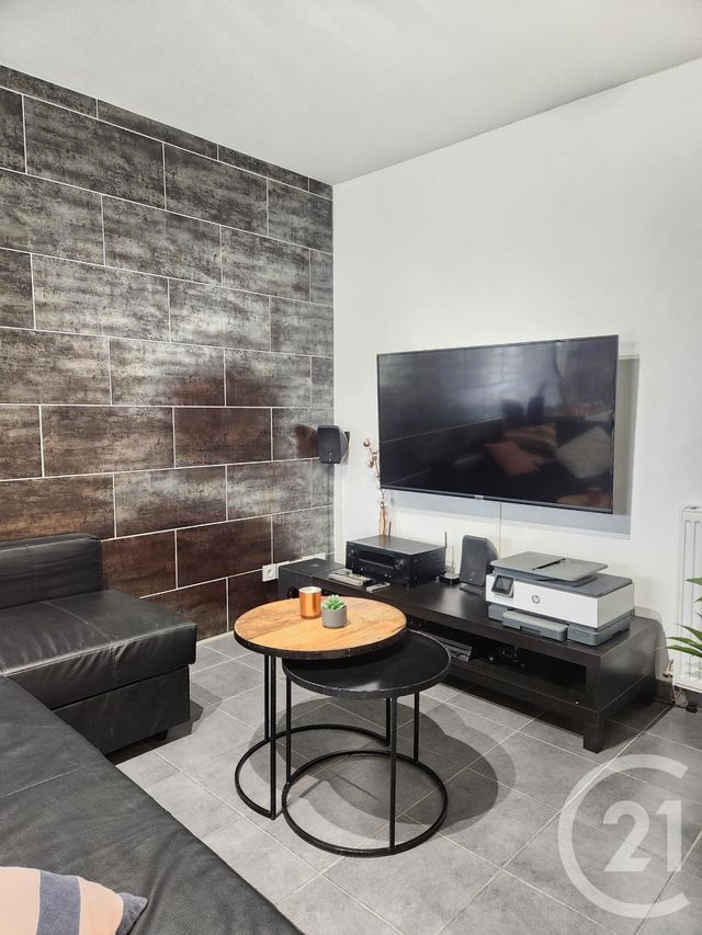 Appartement F3 &agrave; vendre - 3 pi&egrave;ces - 70,15 m2 - Vaulx En Velin - 69 - RHONE-ALPES