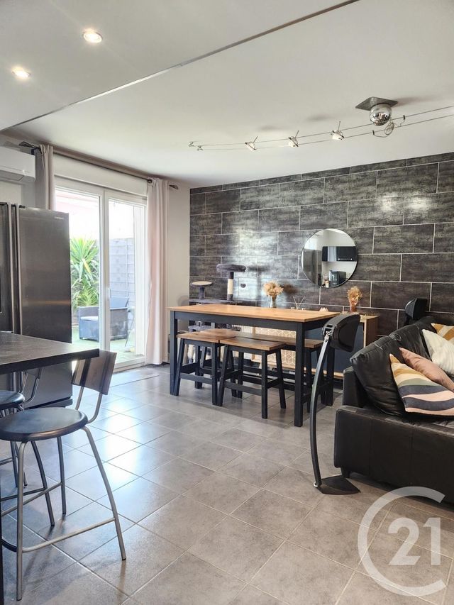 Appartement F3 &agrave; vendre - 3 pi&egrave;ces - 70,15 m2 - Vaulx En Velin - 69 - RHONE-ALPES