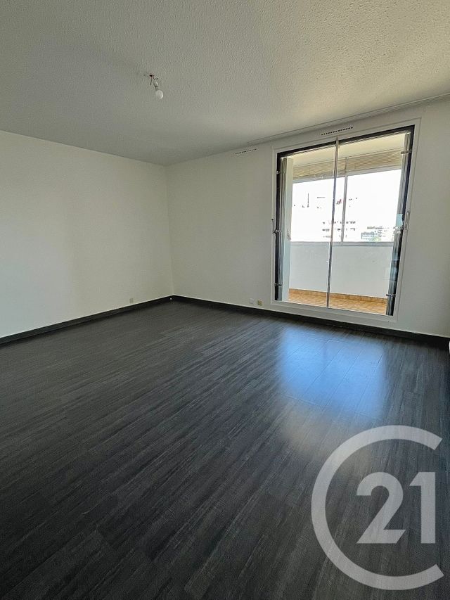 Appartement T3 &agrave; vendre - 3 pi&egrave;ces - 72,03 m2 - Vaulx En Velin - 69 - RHONE-ALPES