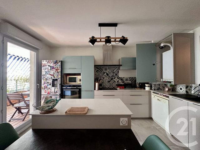 Appartement T3 &agrave; vendre - 3 pi&egrave;ces - 73 m2 - Villeurbanne - 69 - RHONE-ALPES