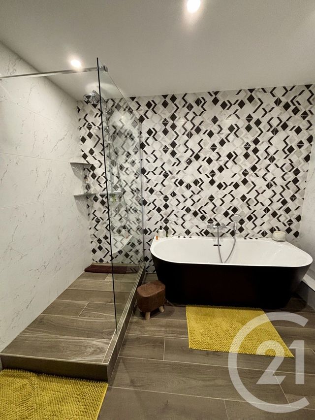 Appartement F3 bis &agrave; vendre - 4 pi&egrave;ces - 76 m2 - Villeurbanne - 69 - RHONE-ALPES