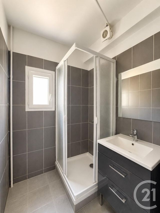 Appartement F3 &agrave; vendre - 3 pi&egrave;ces - 49 m2 - Villeurbanne - 69 - RHONE-ALPES