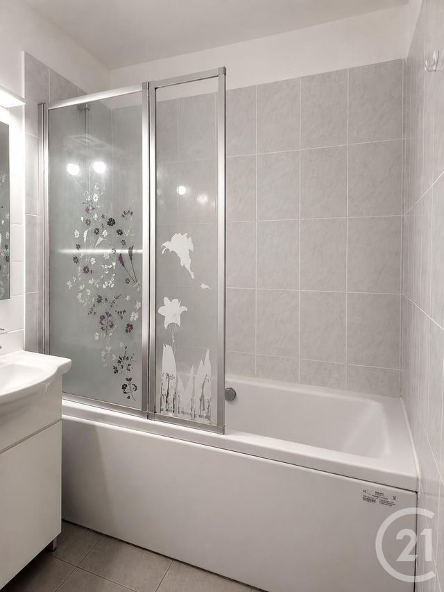 Appartement F5 &agrave; vendre - 5 pi&egrave;ces - 96,34 m2 - Venissieux - 69 - RHONE-ALPES