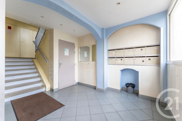 Appartement F4 &agrave; vendre - 4 pi&egrave;ces - 77 m2 - St Priest - 69 - RHONE-ALPES